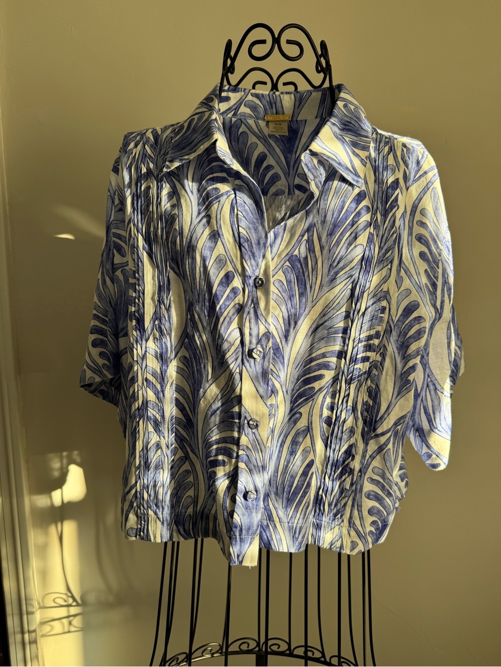 Magaschoni Blue and Cream Botanical-Leaf Button Front Blouse NWOT